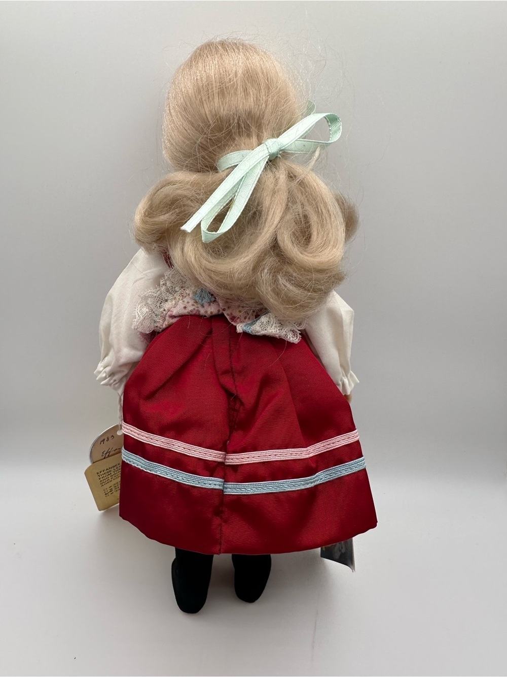 Vintage Effanbee Women of the Ages Doll Original Tags Collectible - Picture 3 of 7